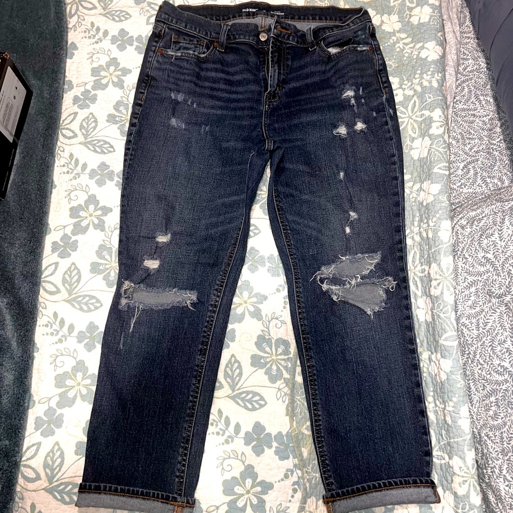 Old Navy mid-rise boyfriend, straight ripped jeans EUC